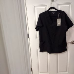 Mandala Women's Scrub Top, 2XL, Black, NWT